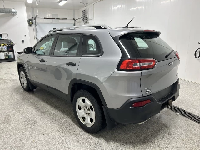 Jeep Cherokee Sport 2015