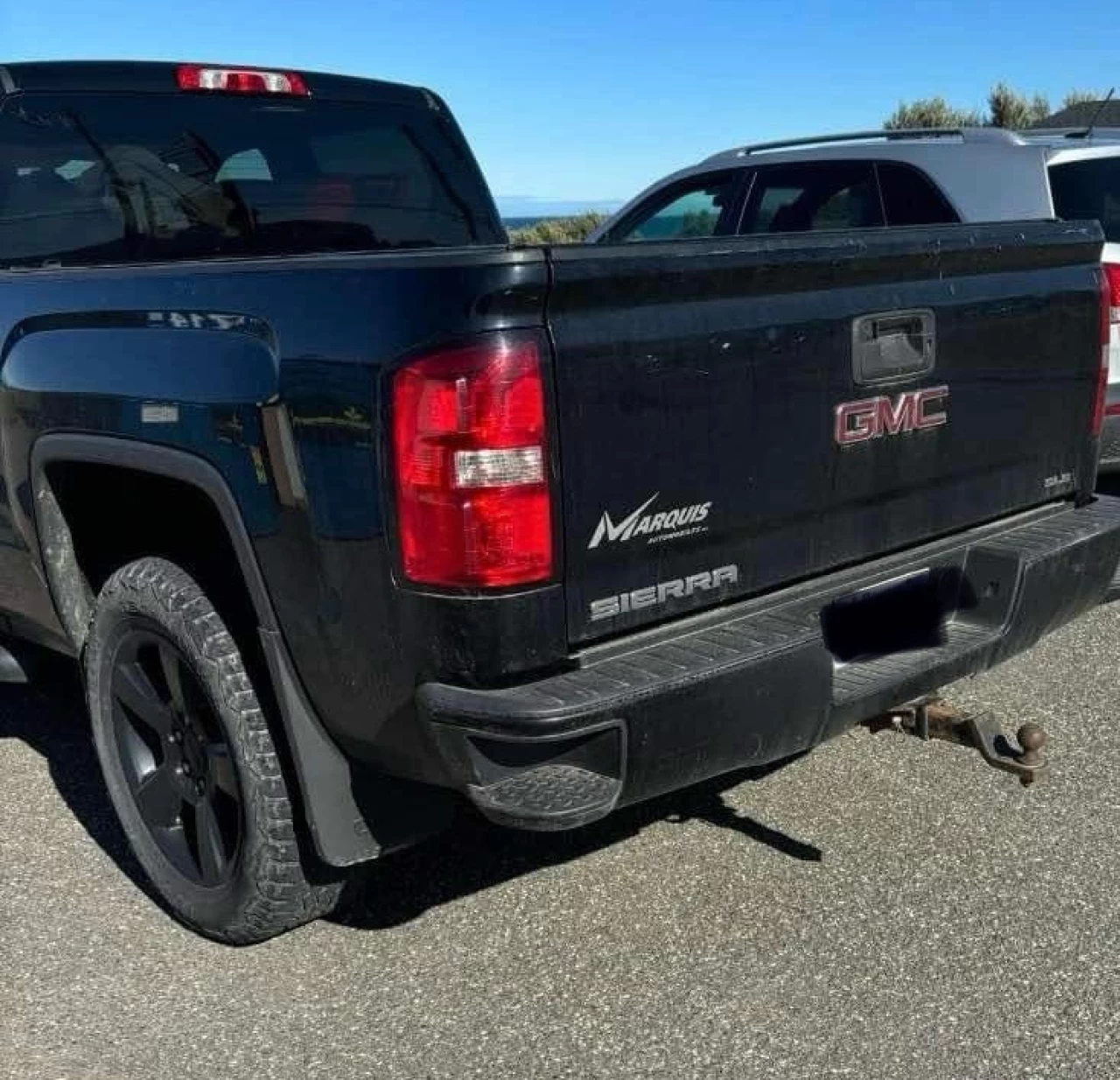 2018 GMC Sierra 1500 4WD Crew Cab Short Box SLE Main Image