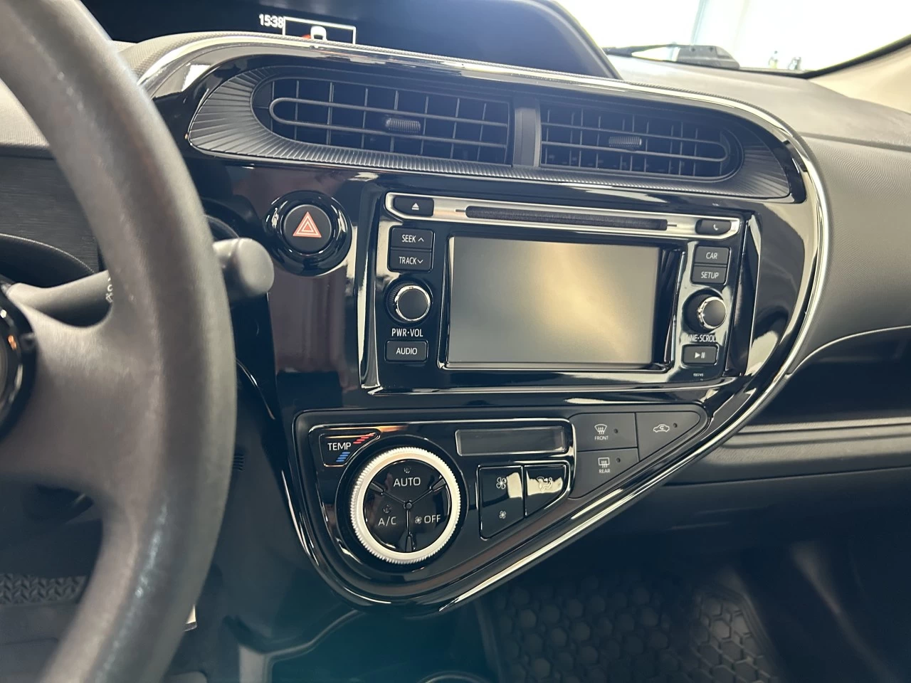 2018 Toyota Prius c Auto Image principale