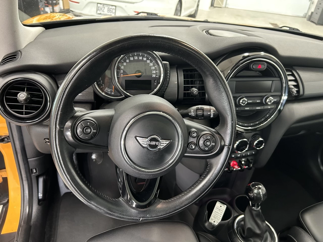 2015 Mini Cooper 3dr HB Image principale