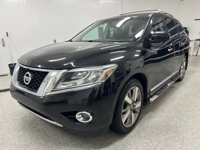 Nissan Pathfinder - 2015