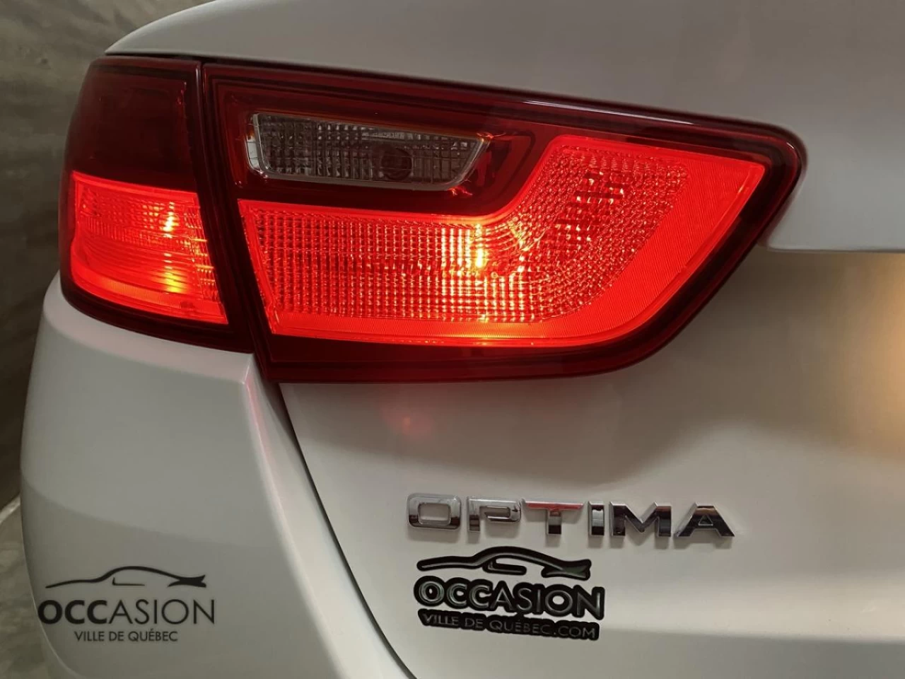 2015 Kia Optima 4dr Sdn Auto LX w/Sunroof Image principale