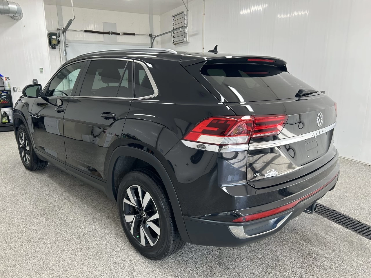 2020 Volkswagen Atlas Cross Sport Comfortline Main Image