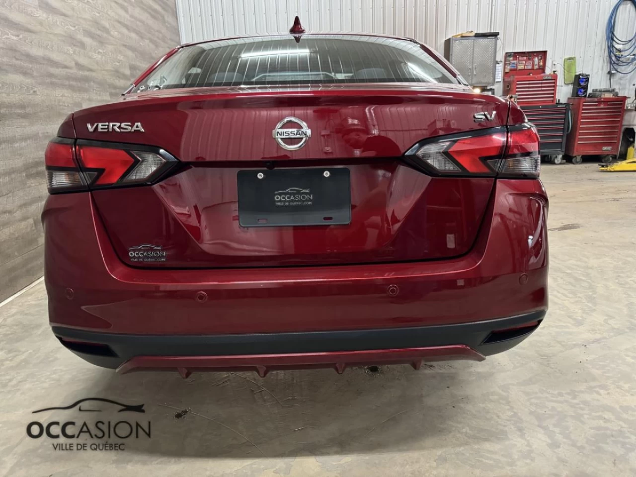 2021 Nissan Versa SV CVT Main Image