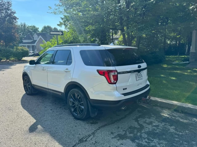 Ford Explorer XLT 4WD 2018