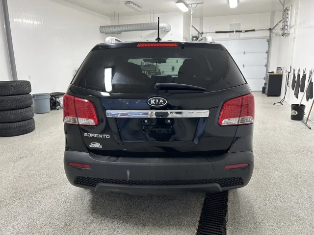 Kia Sorento LX 2012