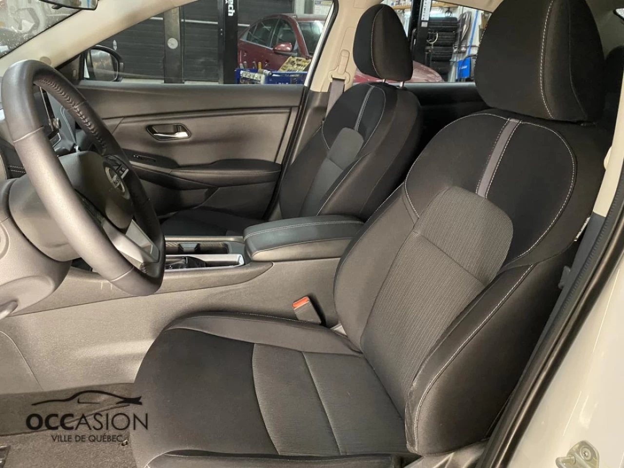 2020 Nissan Sentra SV CVT Main Image