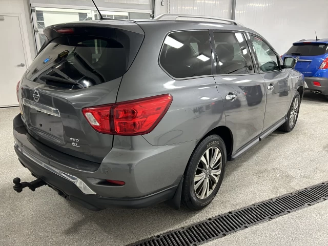 Nissan Pathfinder SL Premium 2018