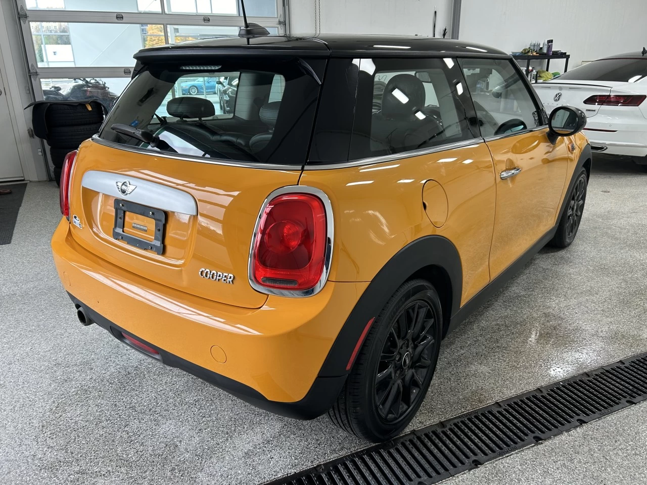 2015 Mini Cooper 3dr HB Image principale