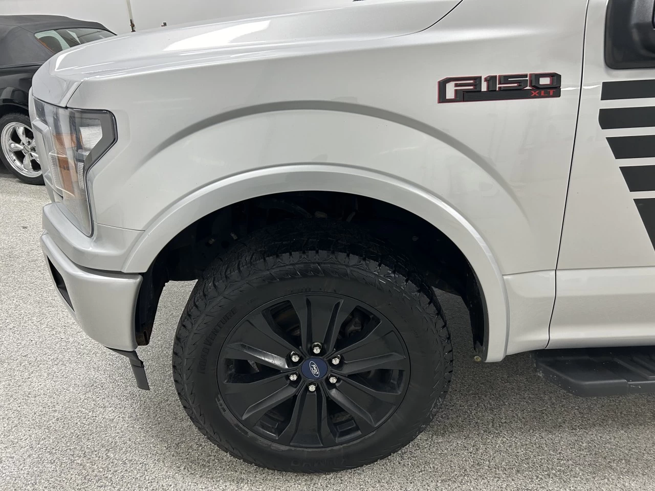 2019 Ford F-150 XLT SPORT Image principale