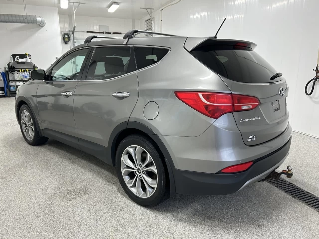 Hyundai Santa Fe SE 2013