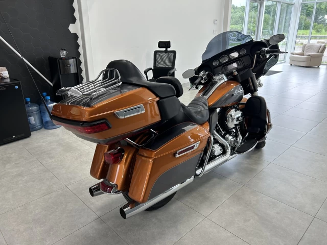 Harley-Davidson Low Glide FLHTCUL 2015