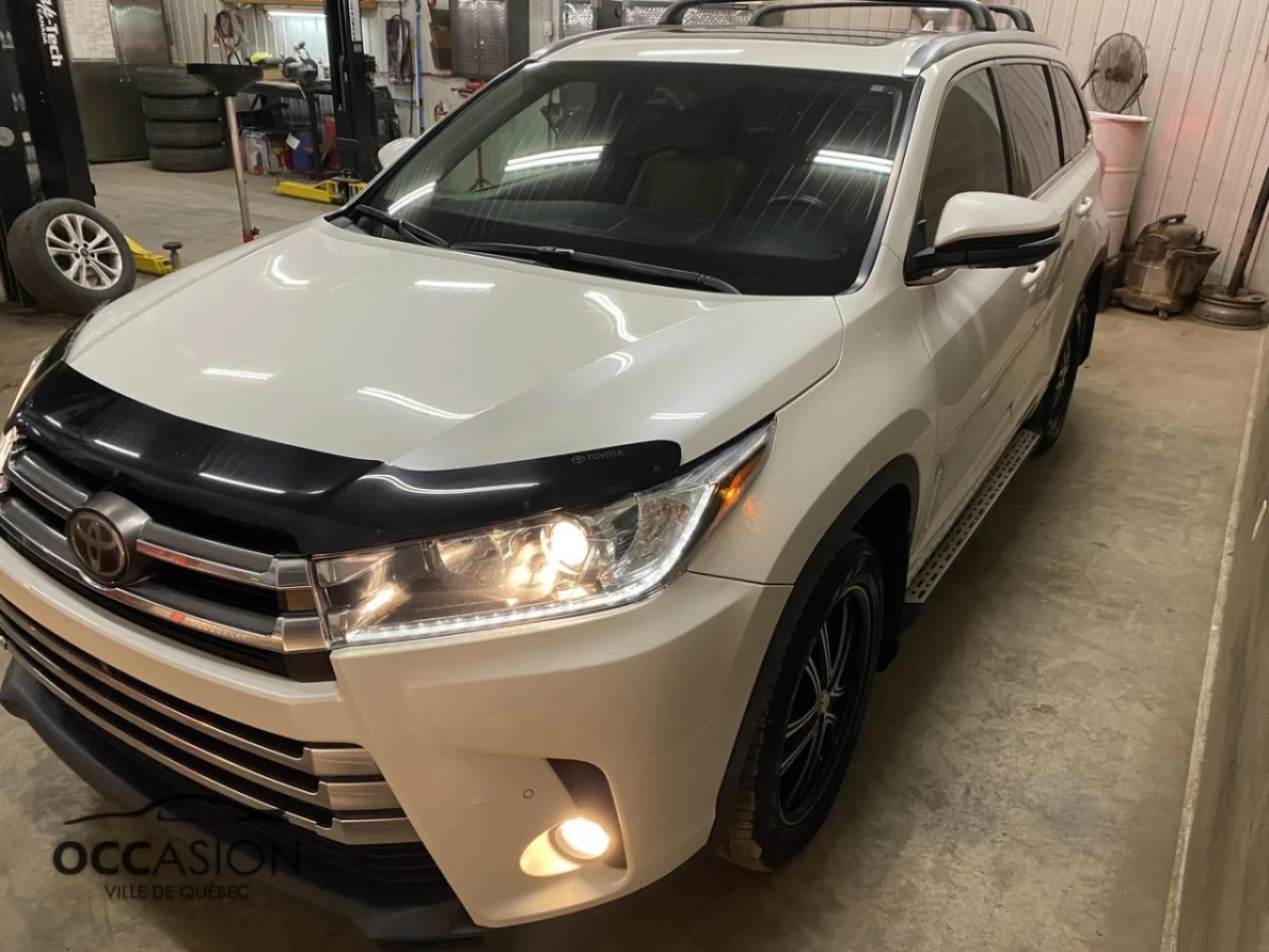 2017 Toyota Highlander AWD 4dr Limited Image principale