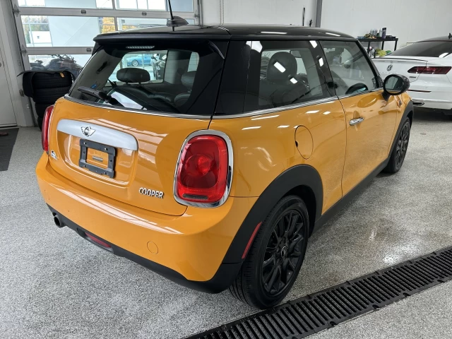 Mini Cooper 3dr HB 2015