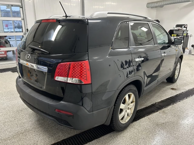 Kia Sorento LX 2012