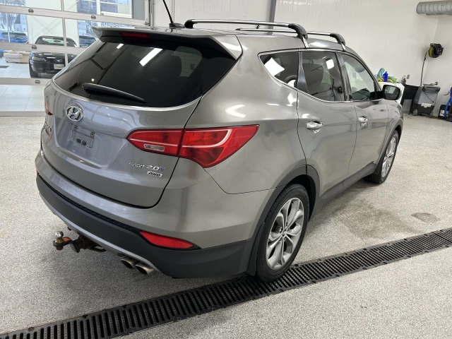 Hyundai Santa Fe SE 2013