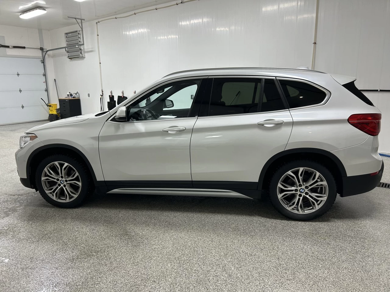 2018 BMW X1 xDrive28i Image principale