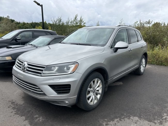 Volkswagen Touareg - 2015