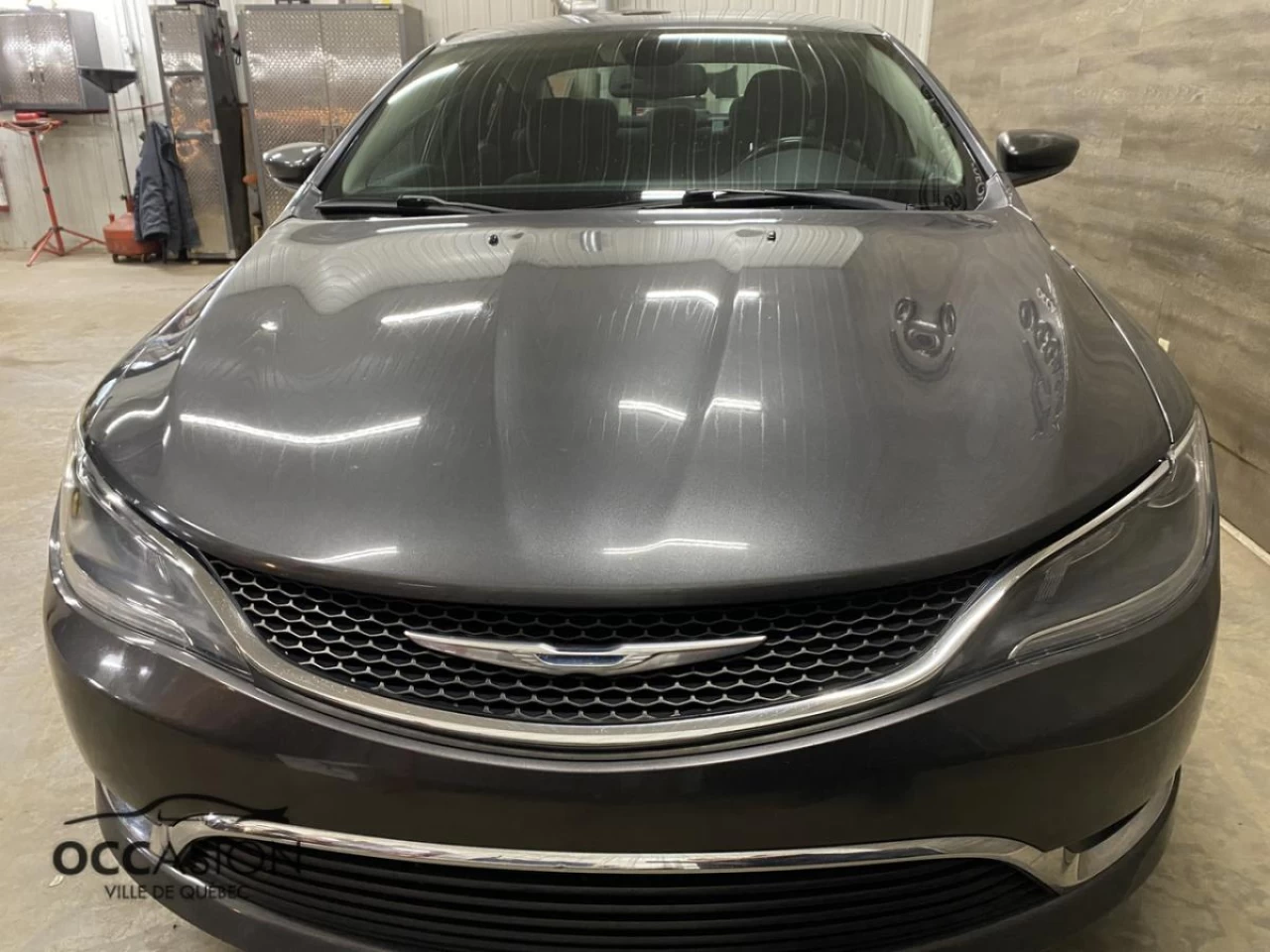 2015 Chrysler 200 4dr Sdn Limited FWD Image principale