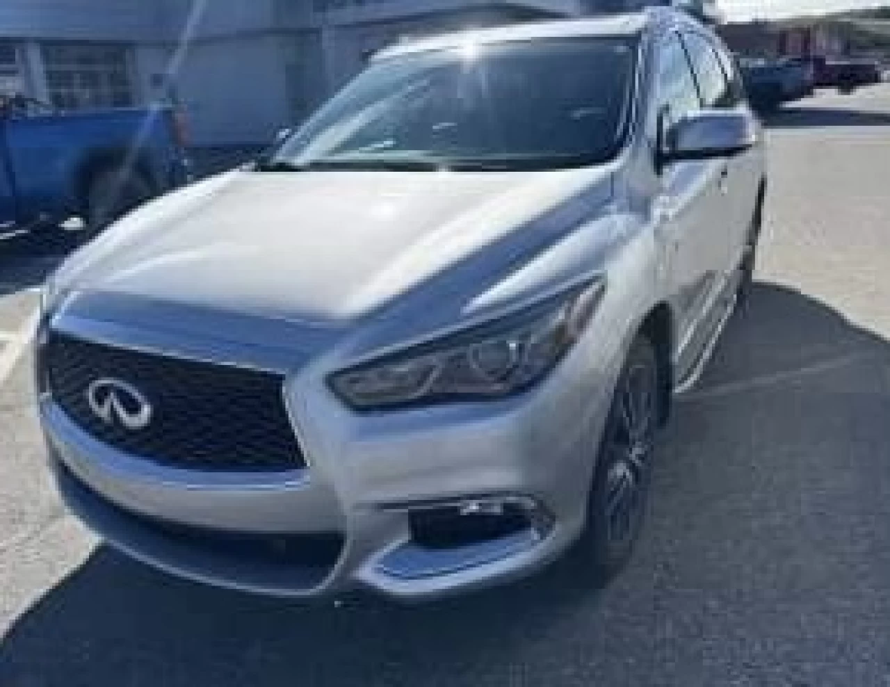 2017 Infiniti QX60 AWD 4dr Main Image