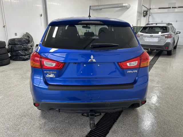 Mitsubishi RVR ES 2016