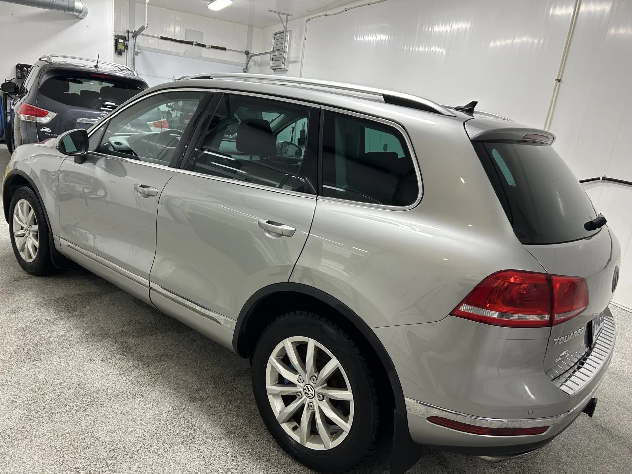 2015 Volkswagen Touareg Sportline Main Image