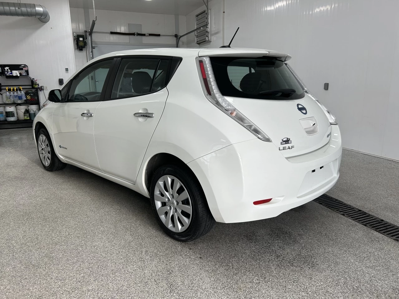 2017 Nissan LEAF S Main Image