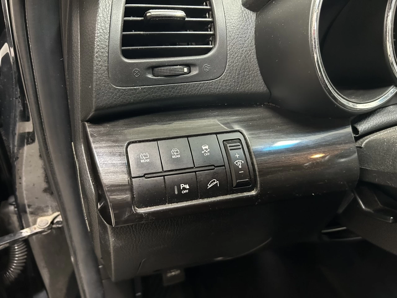 2012 Kia Sorento LX Main Image