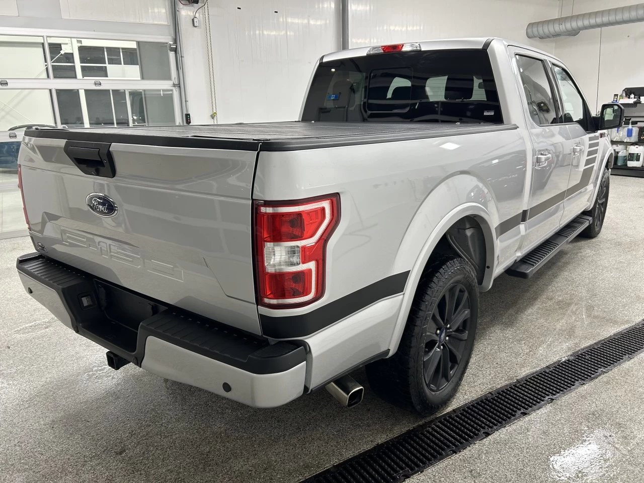 2019 Ford F-150 XLT SPORT Image principale