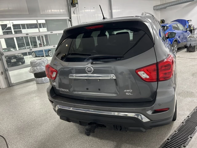 Nissan Pathfinder SL Premium 2018