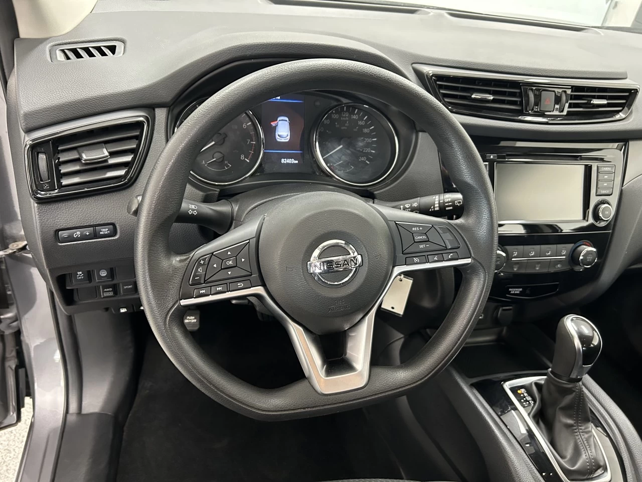 2021 Nissan Qashqai S Main Image