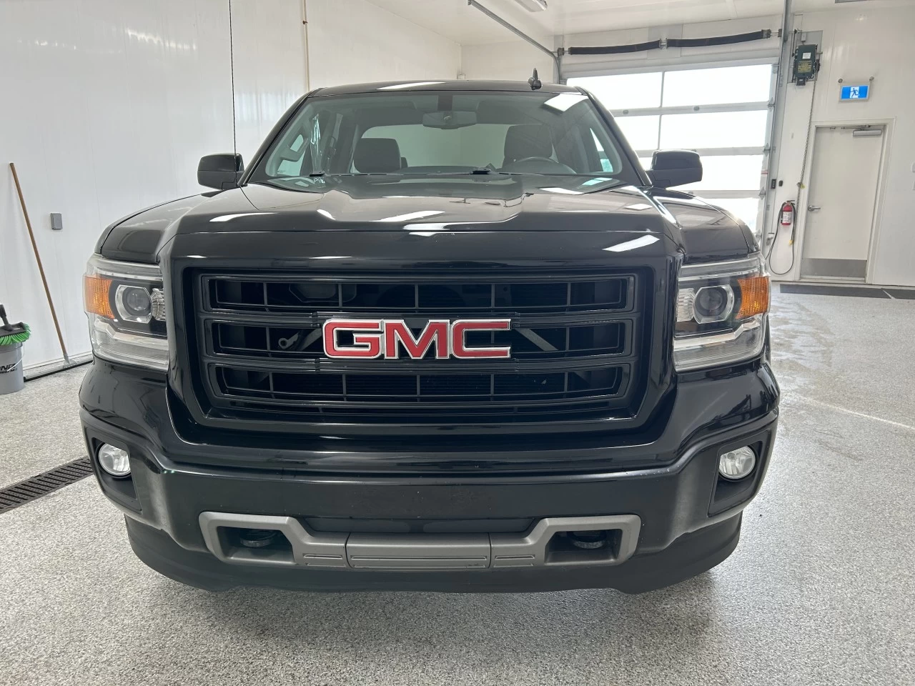 2015 GMC Sierra 1500 4WD Double Cab 143.5" Main Image