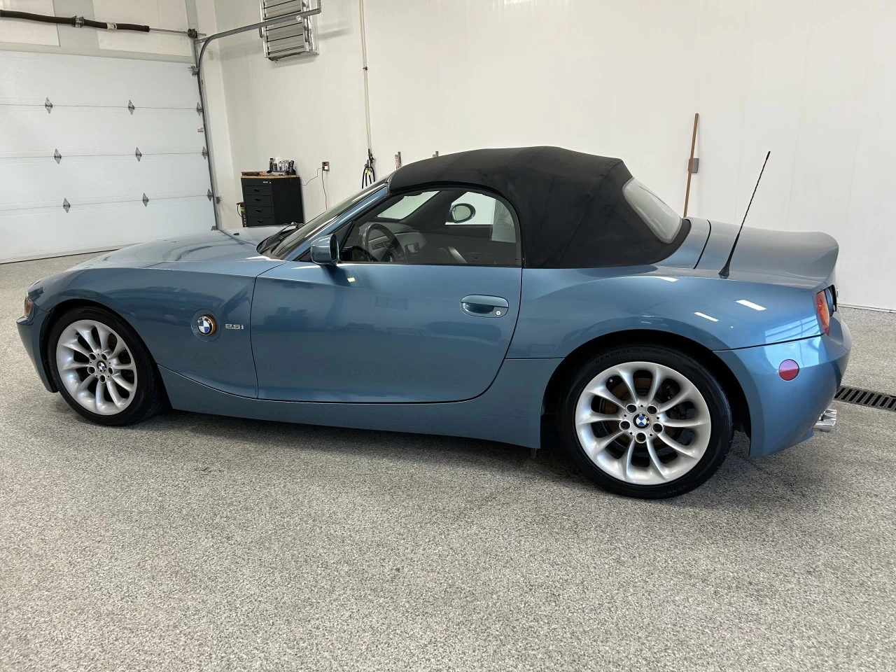 2003 BMW Z4 2.5i Image principale