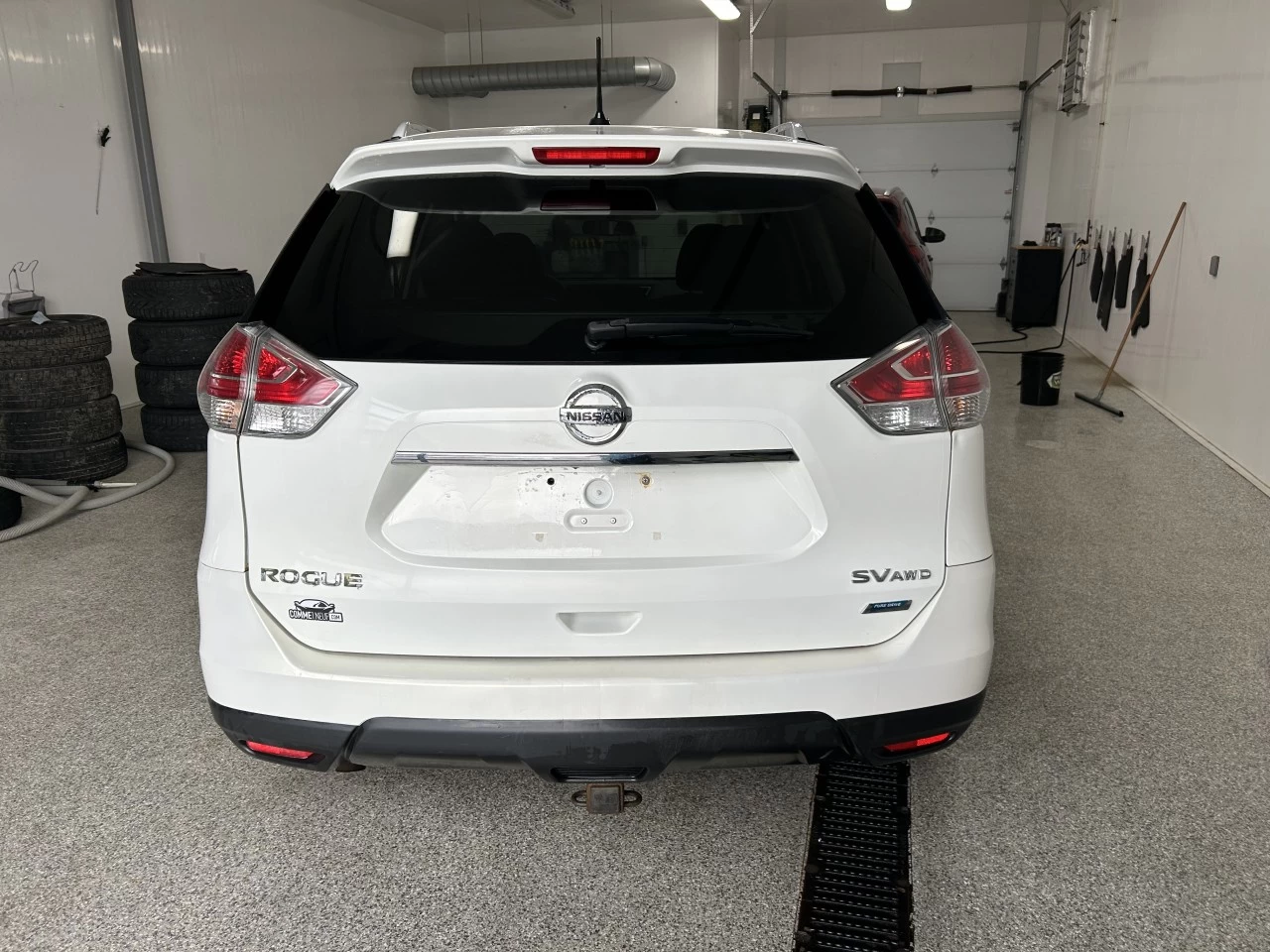 2014 Nissan Rogue SV TOIT Main Image