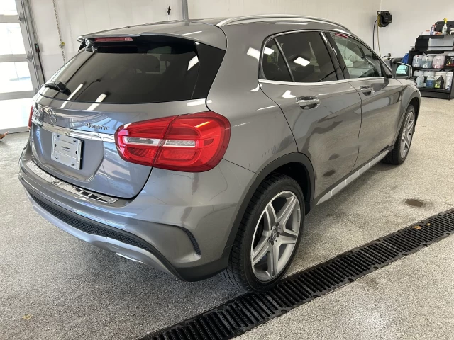 Mercedes-Benz GLA GLA 250 2016