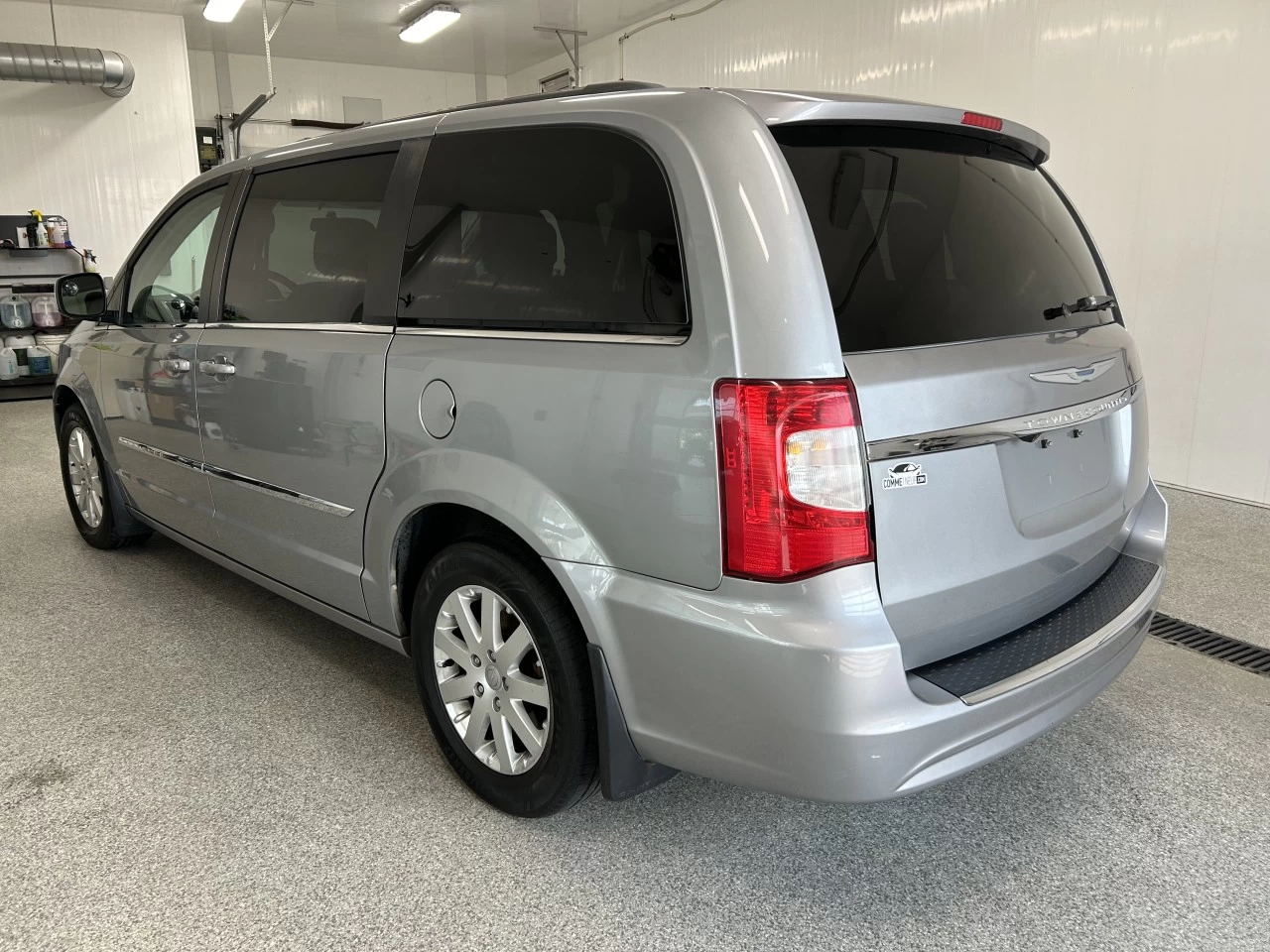 2015 Chrysler Town & Country Touring Main Image