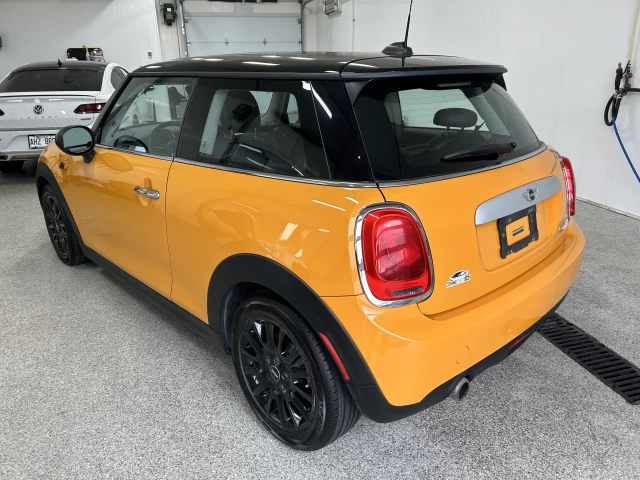 Mini Cooper 3dr HB 2015