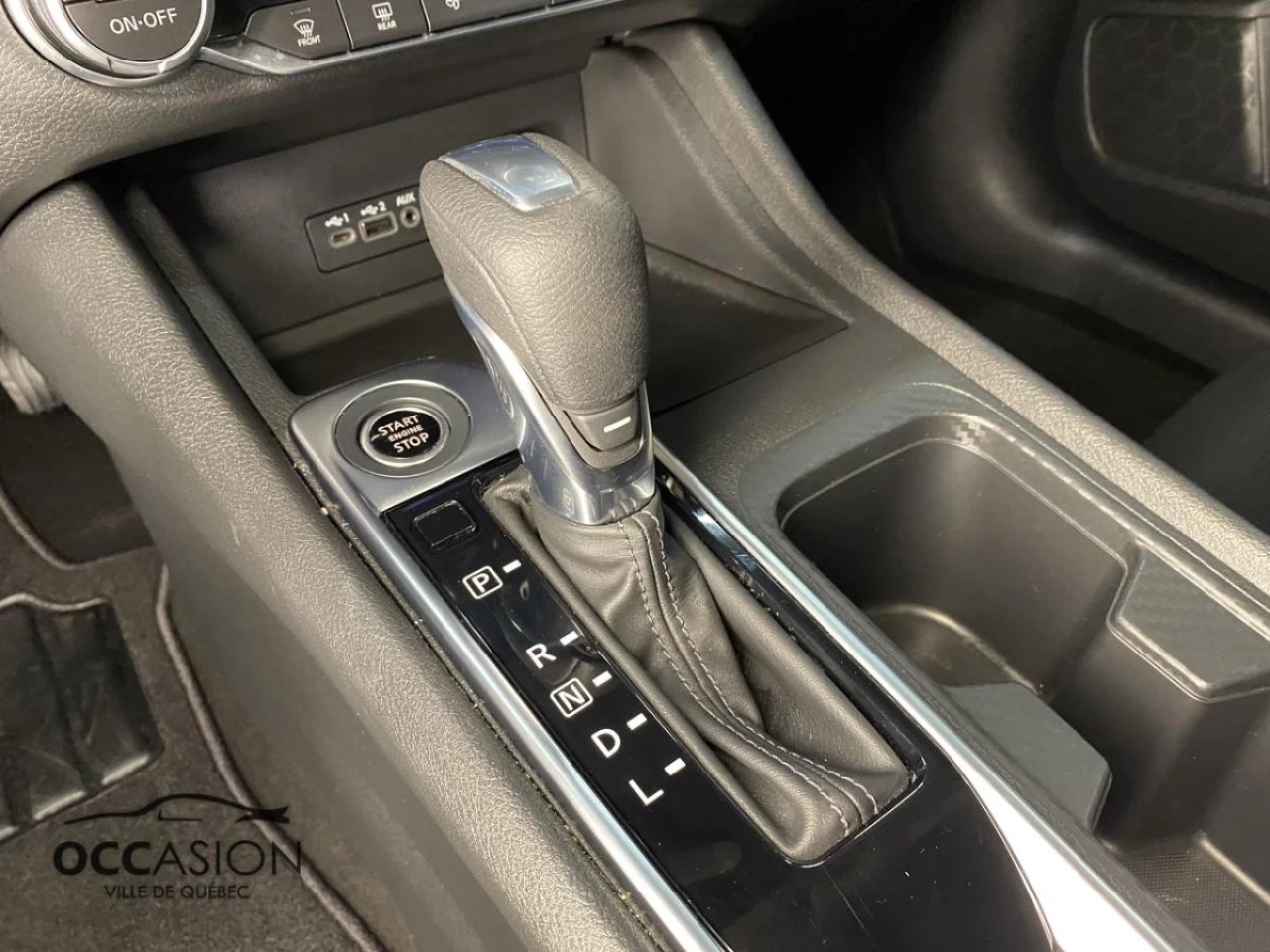 2020 Nissan Sentra SV CVT Main Image