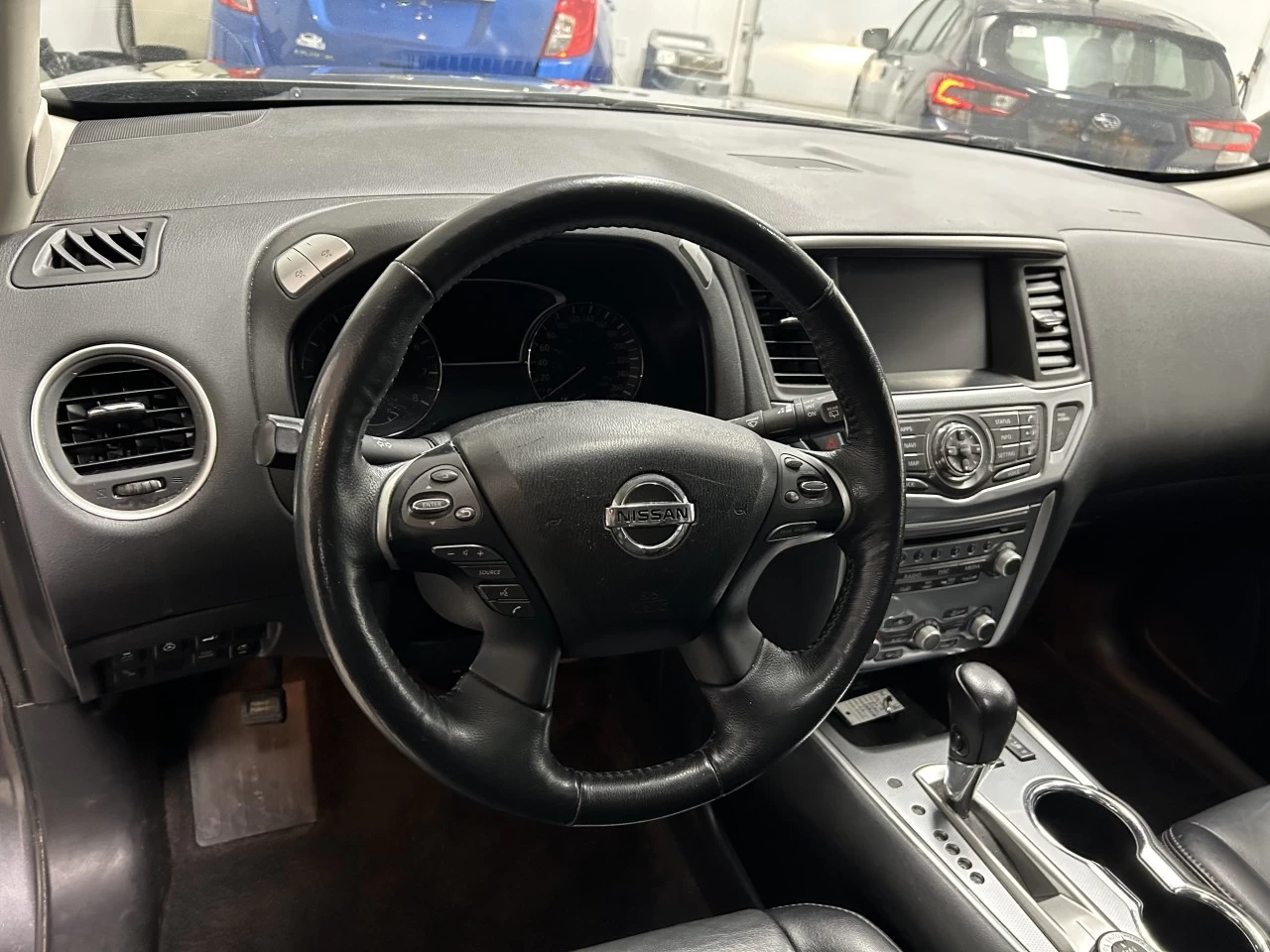 2018 Nissan Pathfinder SL Premium Image principale