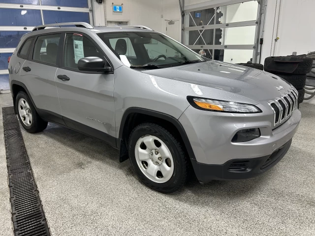 Jeep Cherokee Sport 2015