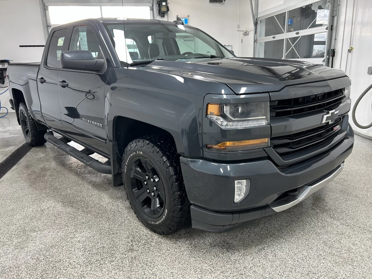 2019 Chevrolet Silverado 1500 LD LT Image principale