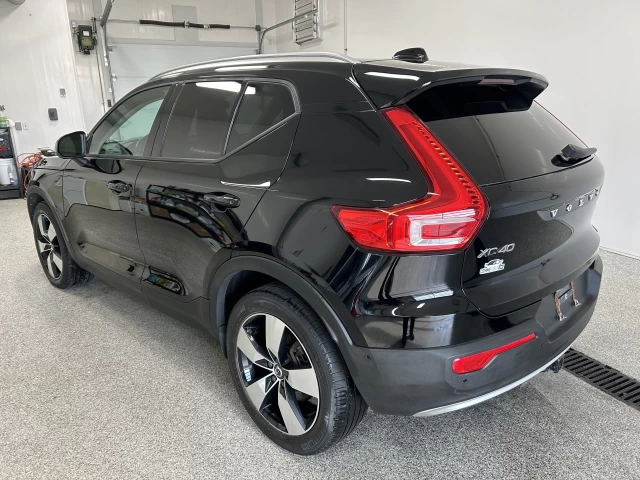 Volvo XC40 Momentum 2019