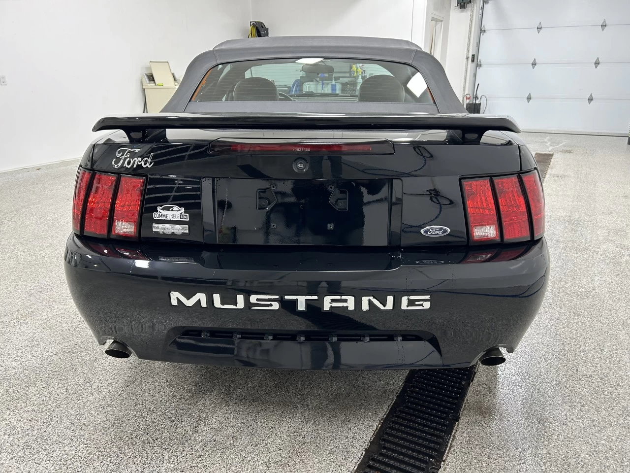 2003 Ford Mustang GT Image principale