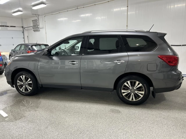 Nissan Pathfinder SL Premium 2018