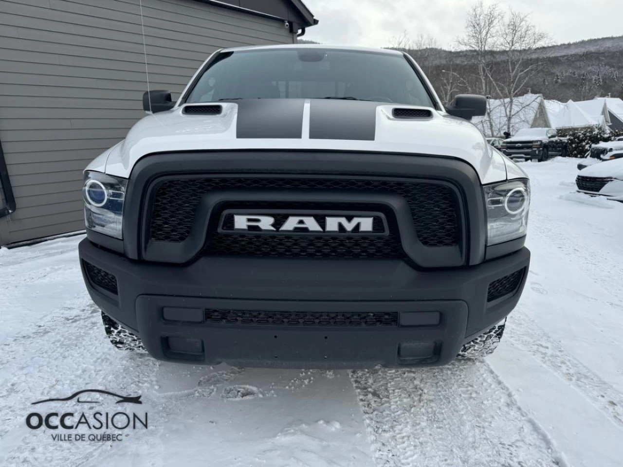 2022 RAM 1500 Classic Warlock 4x4 Crew Cab 5'7" Box Image principale