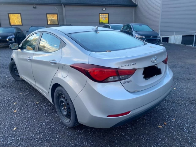 Hyundai Elantra automatic 2015