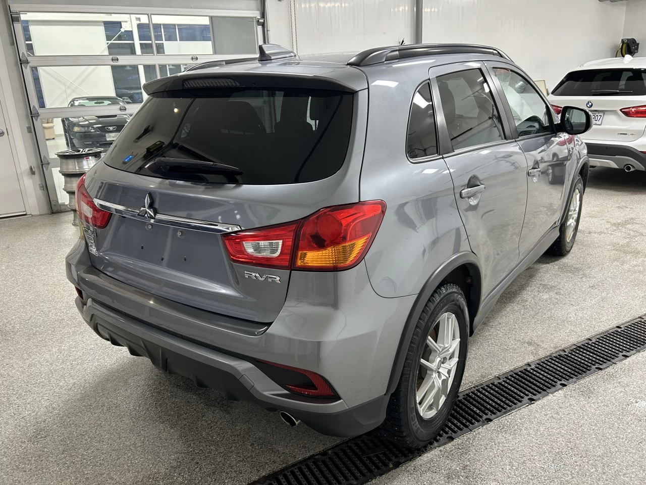 2018 Mitsubishi RVR GT Main Image