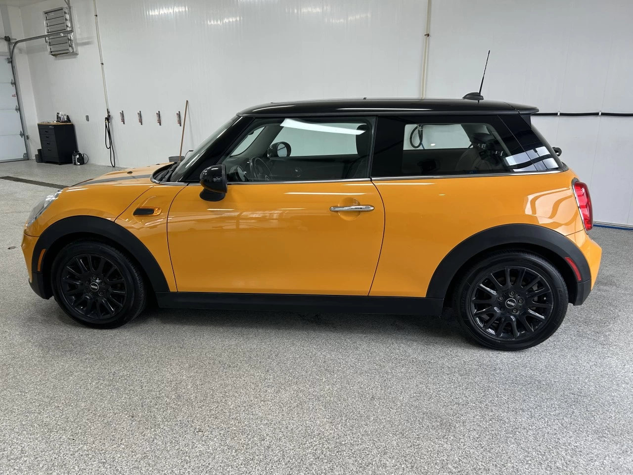 2015 Mini Cooper 3dr HB Image principale