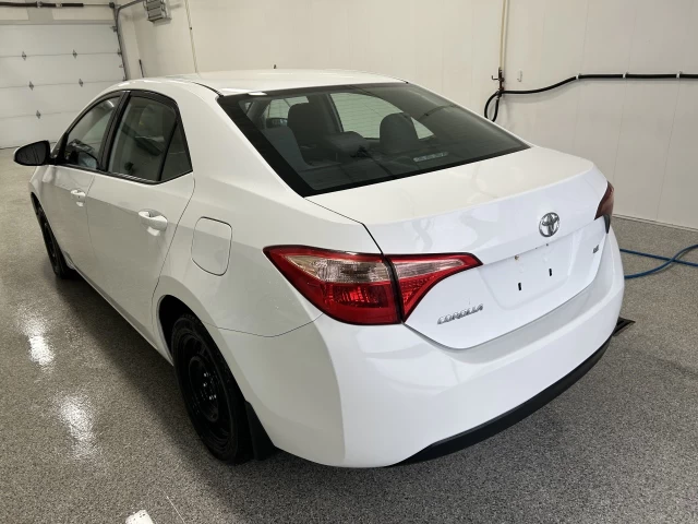 Toyota Corolla LE 2017