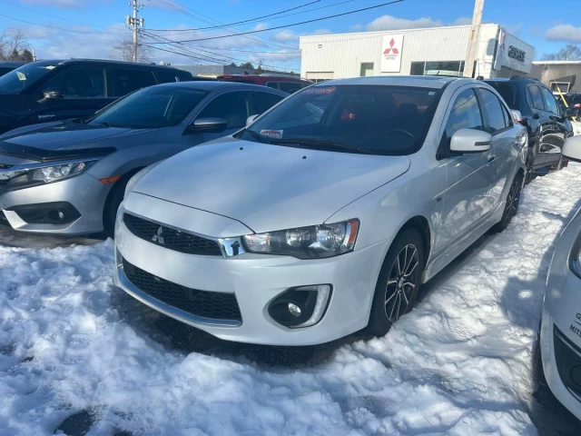 Mitsubishi Lancer CVT SE LTD FWD 2016